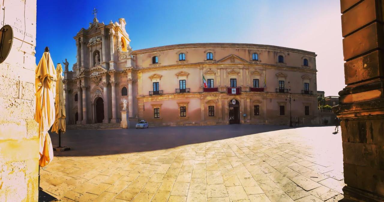 A 50 Passi Dal Tempio Di Apollo Apartment Syracuse ภายนอก รูปภาพ